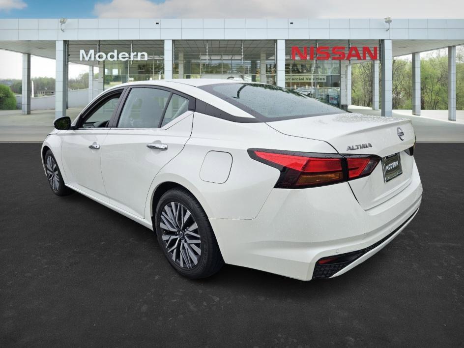 used 2023 Nissan Altima car, priced at $21,588