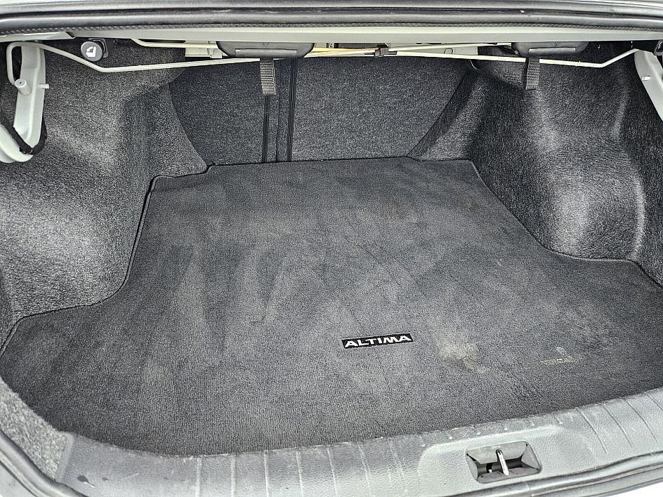 used 2023 Nissan Altima car, priced at $21,588