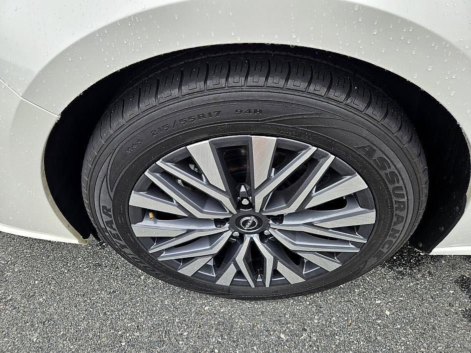 used 2023 Nissan Altima car, priced at $21,588