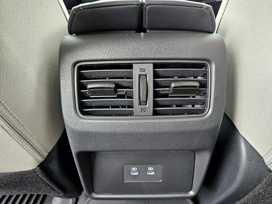 new 2025 Nissan Rogue car, priced at $29,889