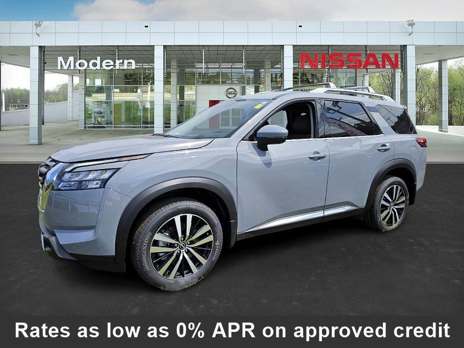 new 2025 Nissan Pathfinder car, priced at $41,656