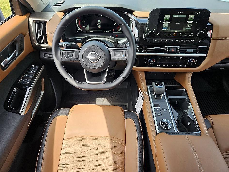 new 2025 Nissan Pathfinder car, priced at $41,656