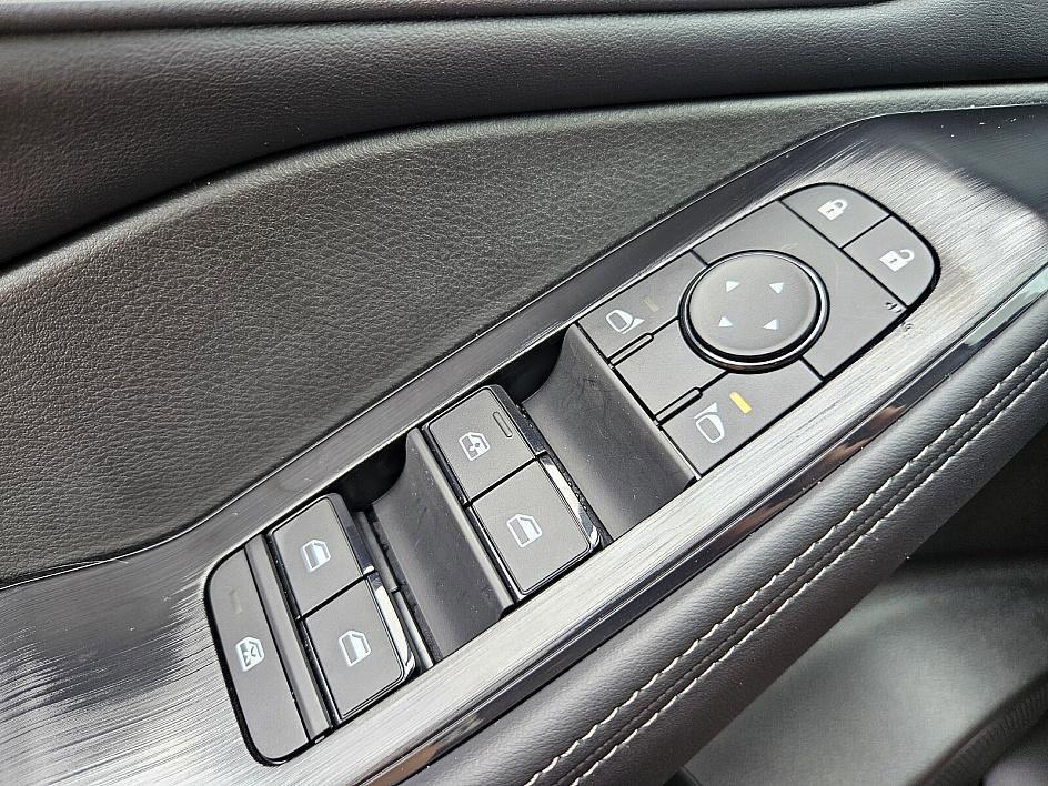 new 2025 Nissan Rogue car, priced at $29,889