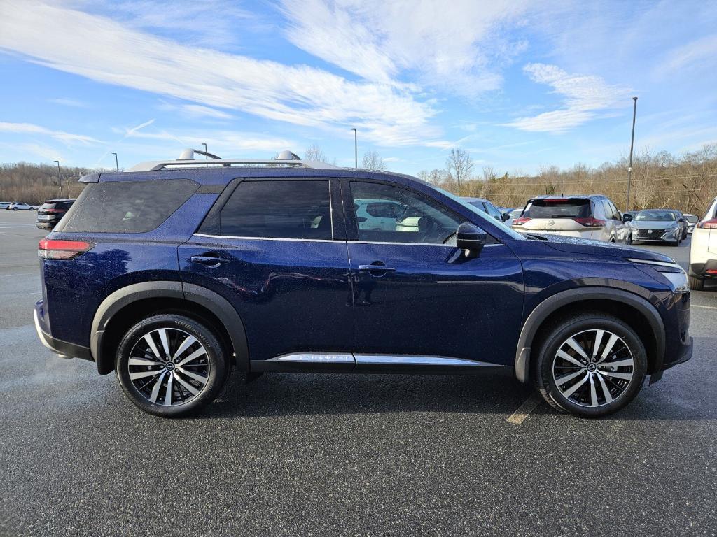 new 2025 Nissan Pathfinder car, priced at $50,855