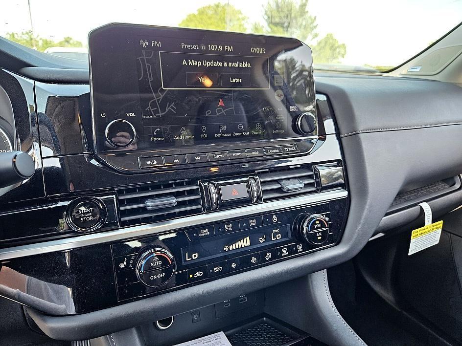 new 2025 Nissan Pathfinder car, priced at $46,324