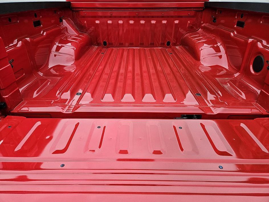 new 2025 Nissan Frontier car, priced at $40,470