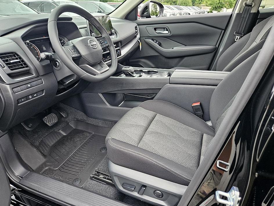 new 2025 Nissan Rogue car, priced at $29,485