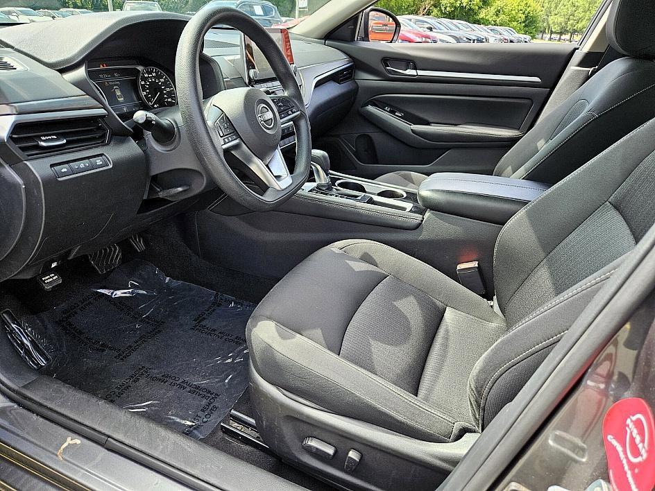used 2023 Nissan Altima car, priced at $21,399