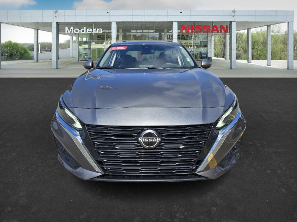 used 2023 Nissan Altima car, priced at $21,399