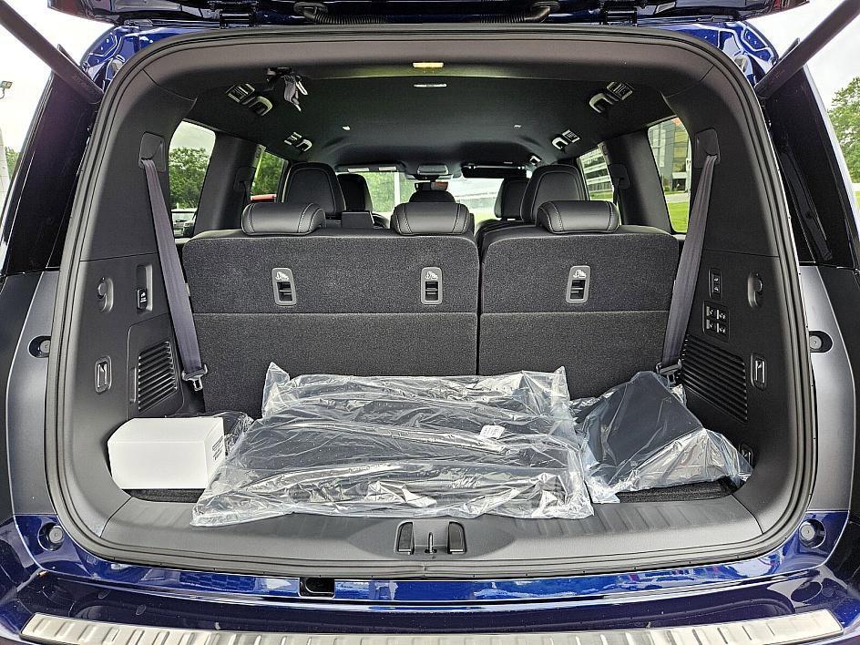 new 2025 Nissan Armada car, priced at $71,470