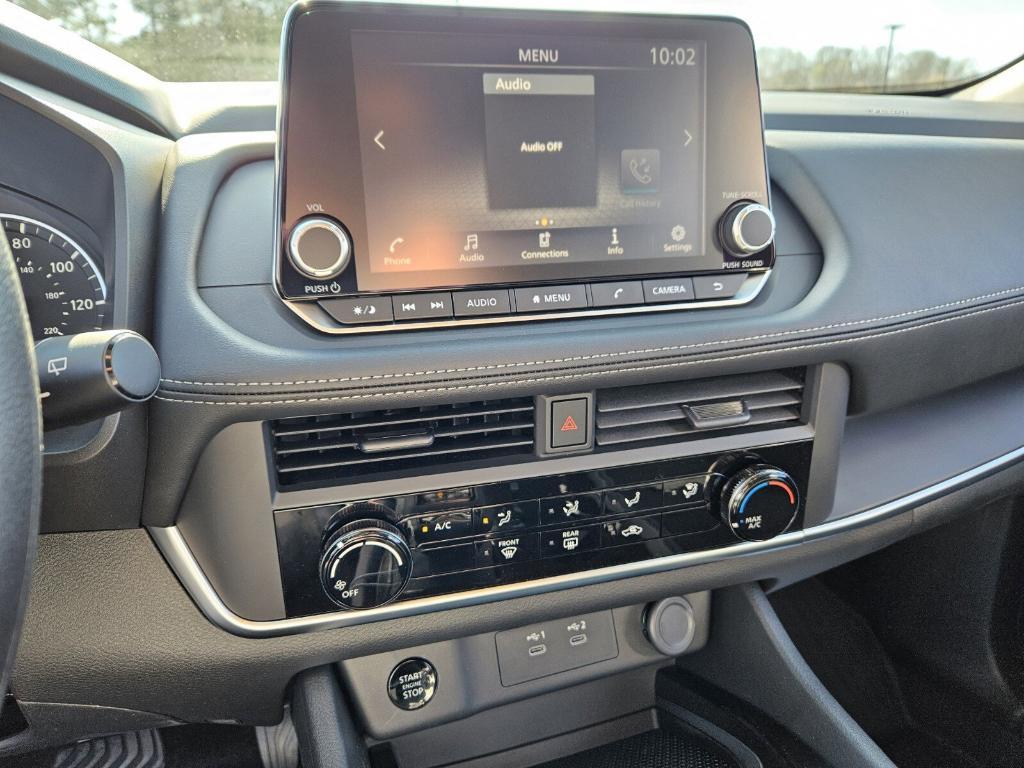 new 2025 Nissan Rogue car, priced at $29,000
