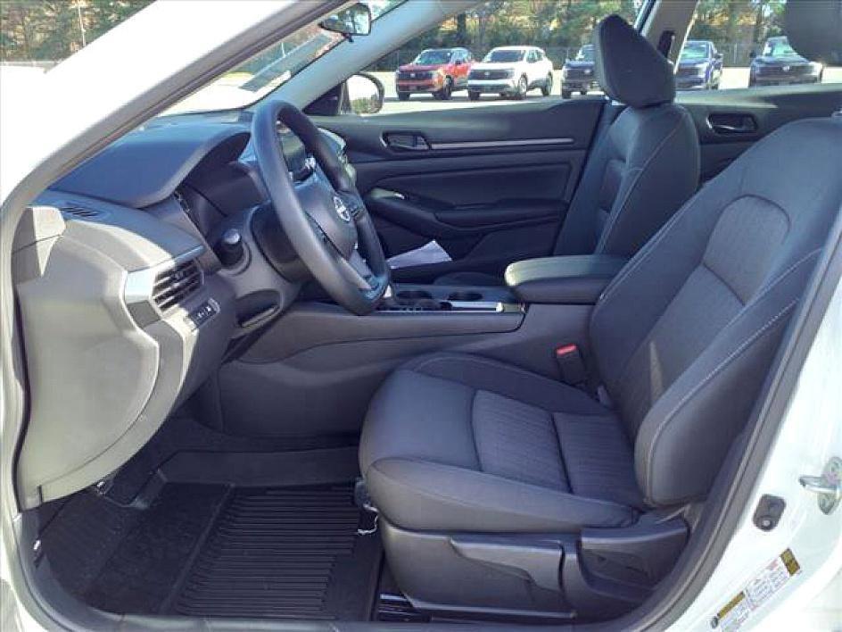 new 2025 Nissan Altima car, priced at $26,450