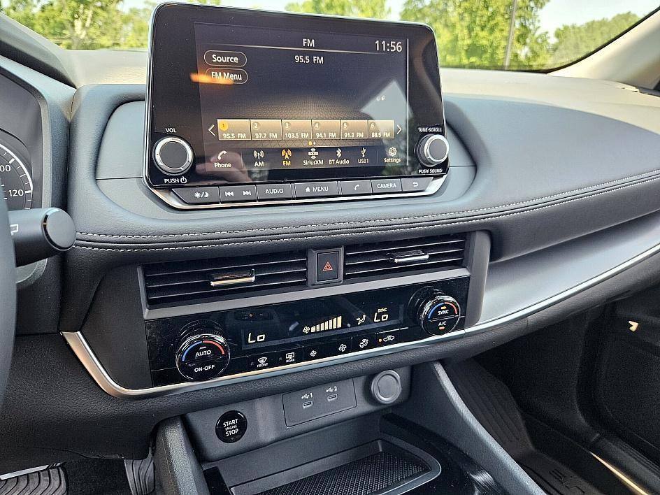 new 2025 Nissan Rogue car, priced at $29,889