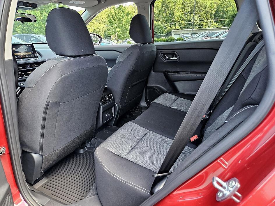 new 2025 Nissan Rogue car, priced at $29,889
