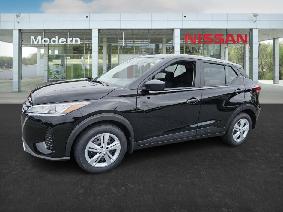 new 2025 Nissan Kicks Play car, priced at $22,035