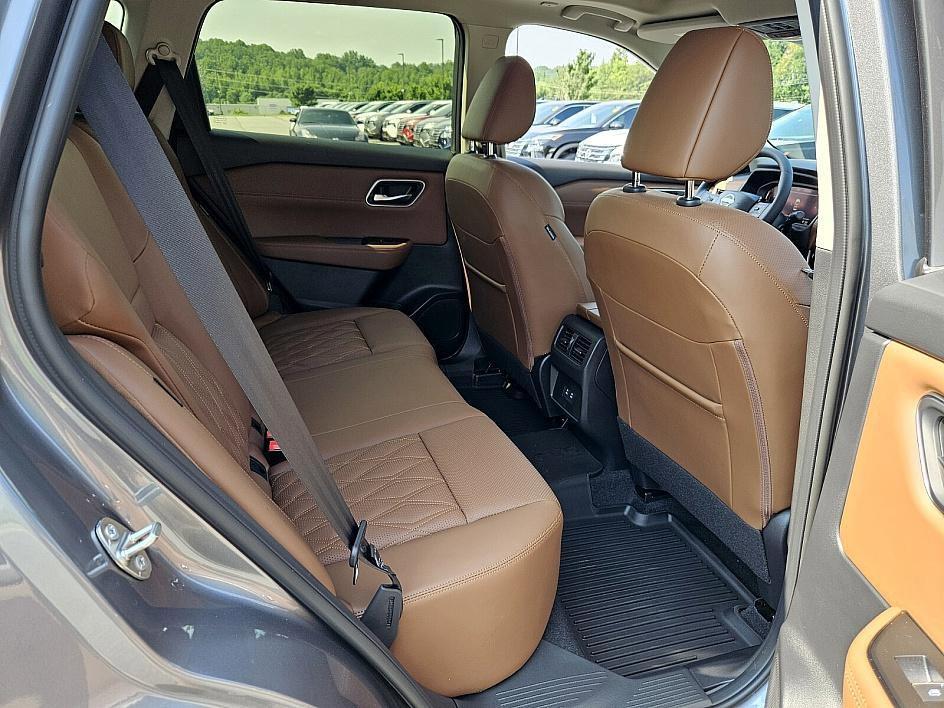 new 2025 Nissan Rogue car, priced at $39,234