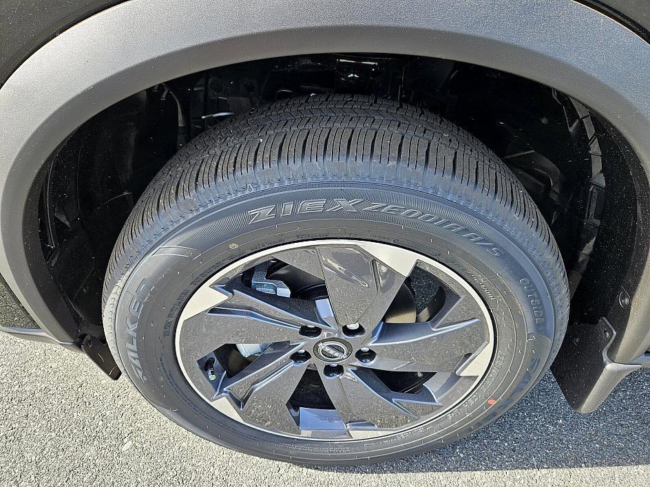 new 2025 Nissan Rogue car, priced at $30,186