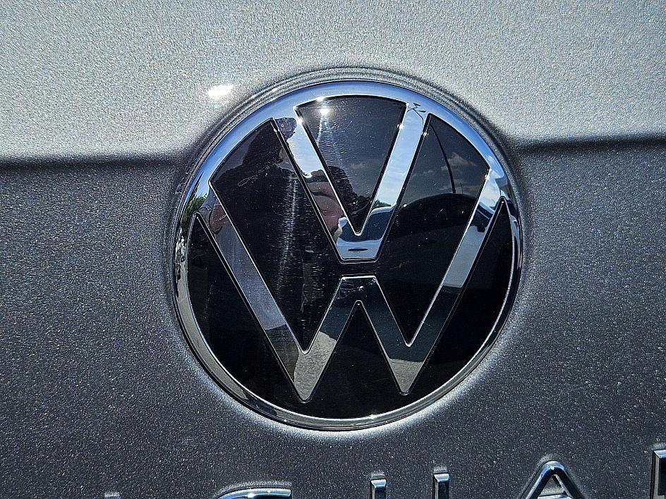 used 2022 Volkswagen Tiguan car, priced at $21,888