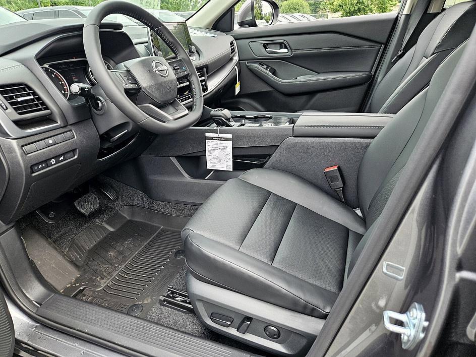 new 2025 Nissan Rogue car, priced at $31,282