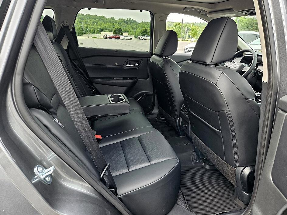 new 2025 Nissan Rogue car, priced at $31,282