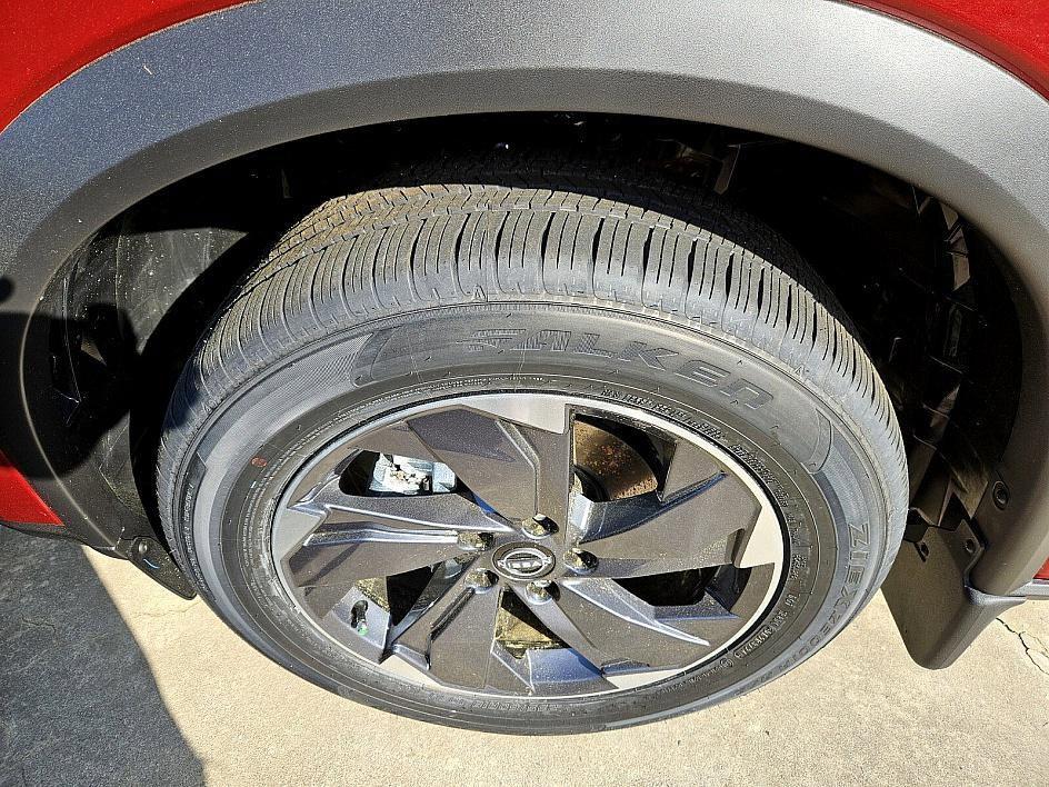 new 2025 Nissan Rogue car, priced at $33,431