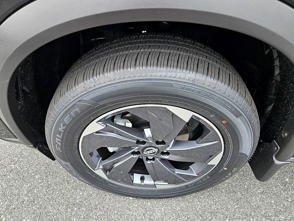 new 2025 Nissan Rogue car, priced at $28,956