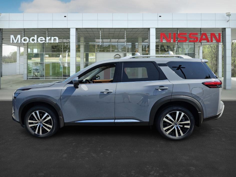 new 2025 Nissan Pathfinder car, priced at $47,207
