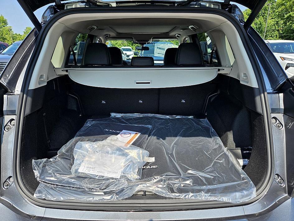 new 2025 Nissan Rogue car, priced at $31,491
