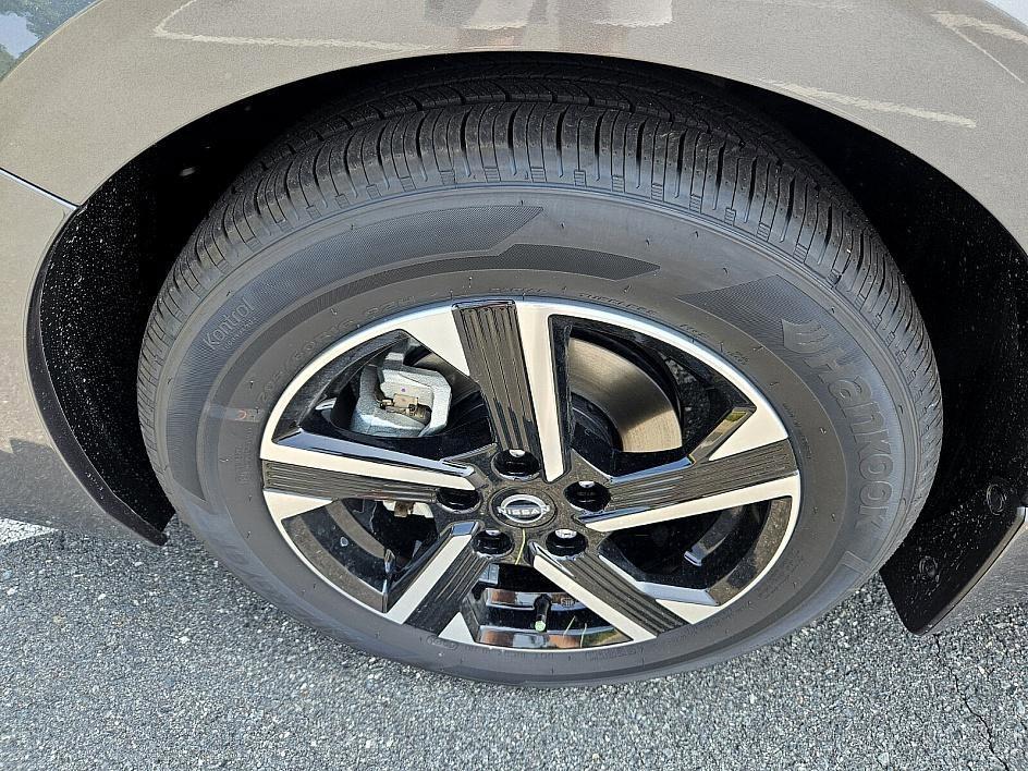 new 2025 Nissan Sentra car, priced at $22,222
