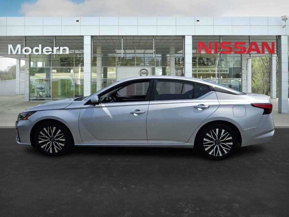 used 2023 Nissan Altima car, priced at $20,988