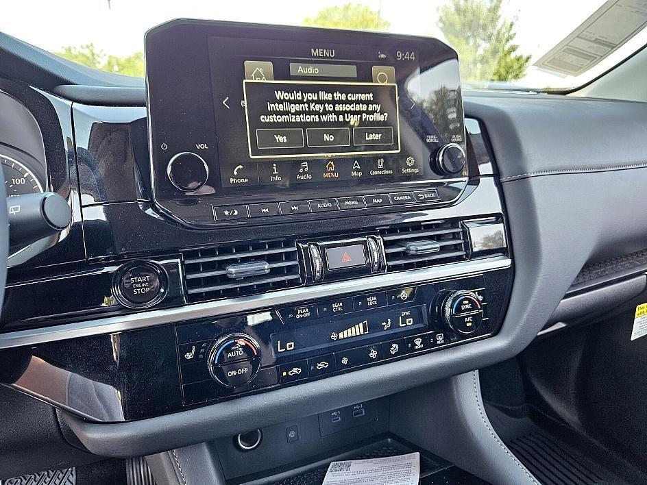 new 2025 Nissan Pathfinder car, priced at $41,227