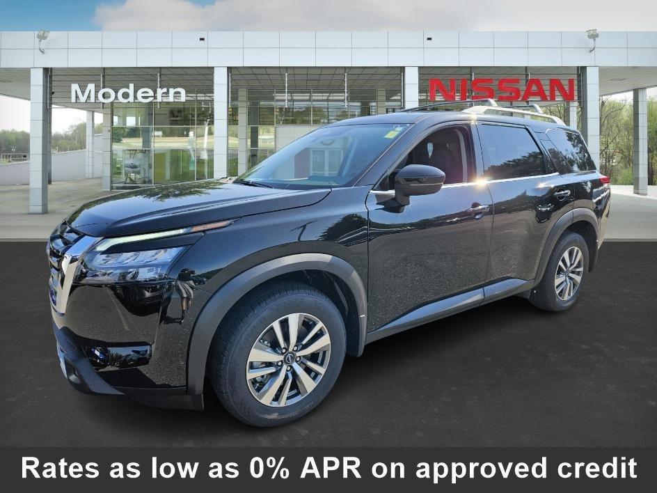 new 2025 Nissan Pathfinder car, priced at $41,227