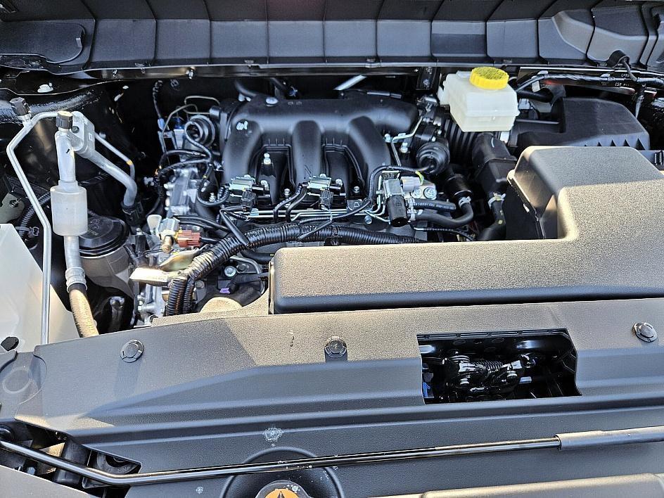 new 2025 Nissan Pathfinder car, priced at $41,227