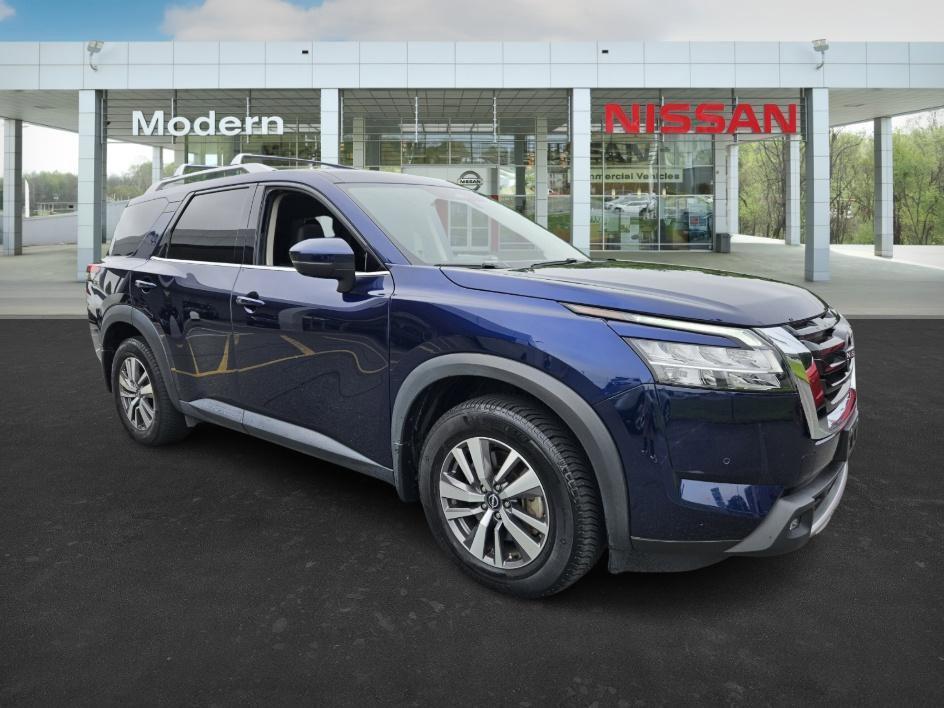 used 2022 Nissan Pathfinder car, priced at $30,899