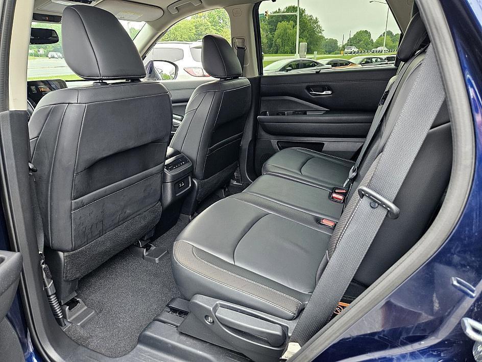 used 2022 Nissan Pathfinder car, priced at $30,899