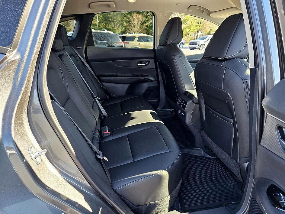 new 2025 Nissan Murano car, priced at $40,625