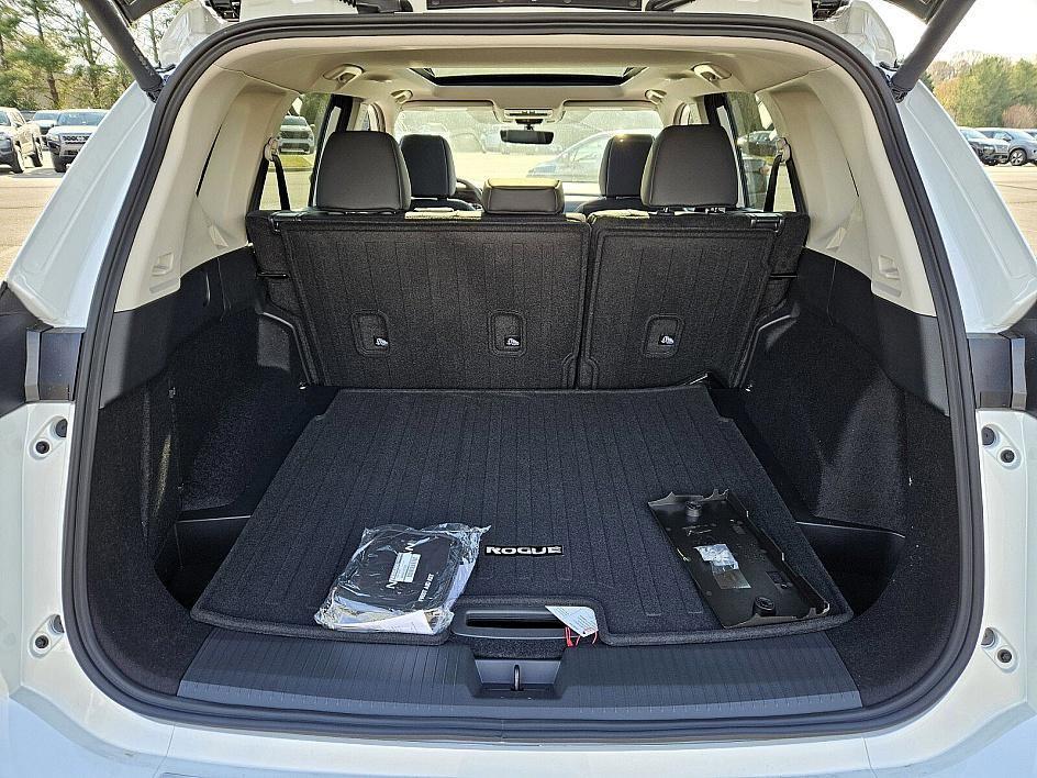 new 2025 Nissan Rogue car, priced at $32,991