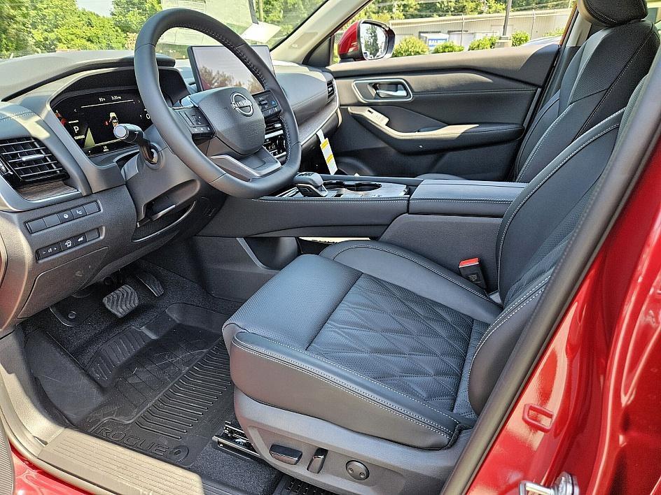 new 2025 Nissan Rogue car, priced at $39,766
