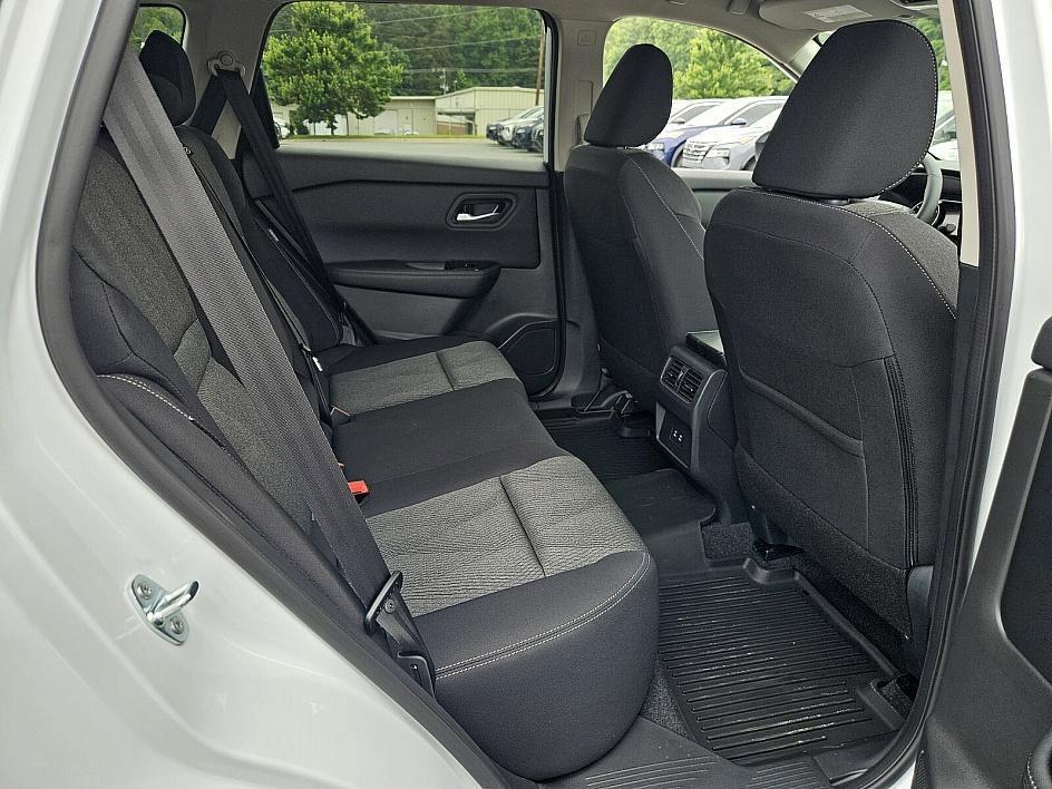 new 2025 Nissan Rogue car, priced at $29,889