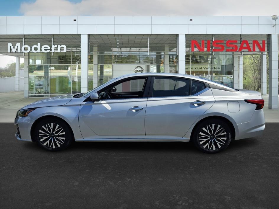 used 2023 Nissan Altima car, priced at $21,691