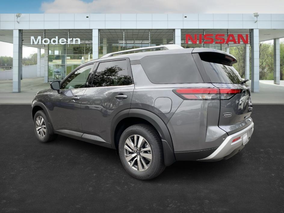 new 2025 Nissan Pathfinder car, priced at $35,667