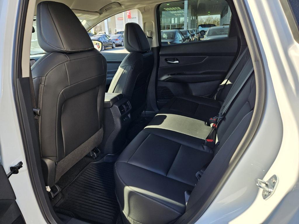 new 2025 Nissan Murano car, priced at $42,050