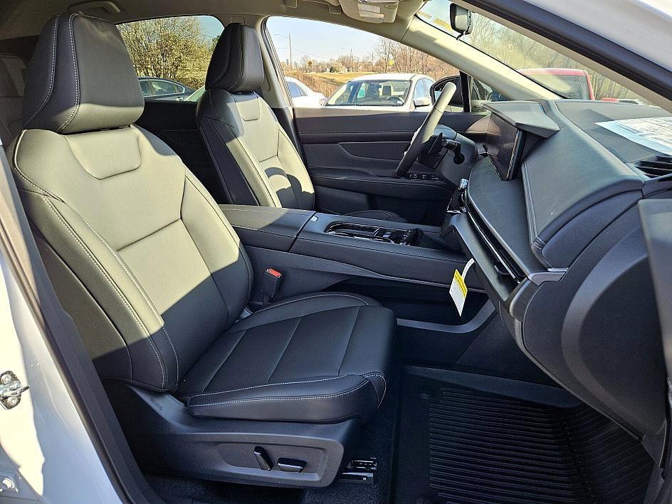 new 2025 Nissan Murano car, priced at $42,050