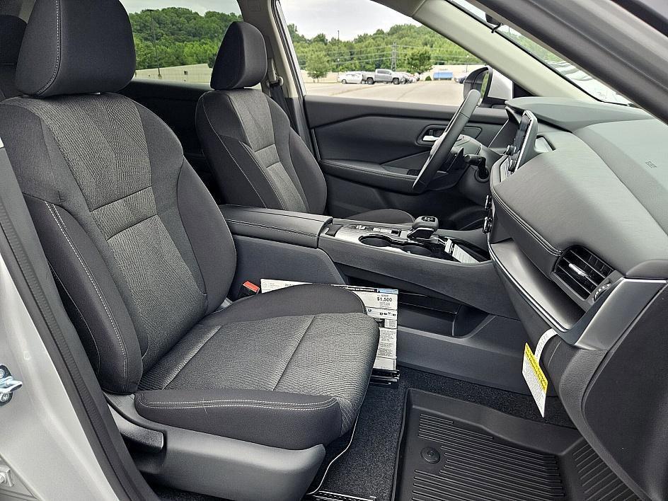 new 2025 Nissan Rogue car, priced at $29,485