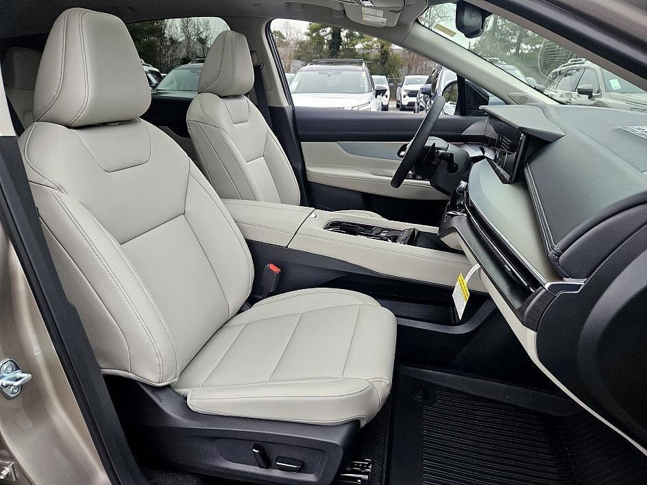 new 2025 Nissan Murano car, priced at $47,895
