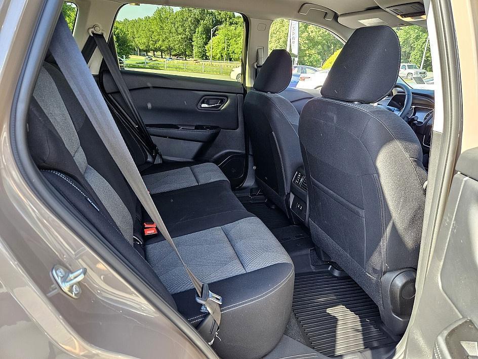 used 2025 Nissan Rogue car, priced at $29,887