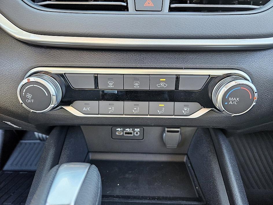 new 2025 Nissan Altima car, priced at $26,008
