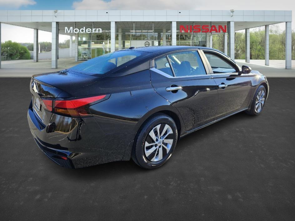 new 2025 Nissan Altima car, priced at $26,450