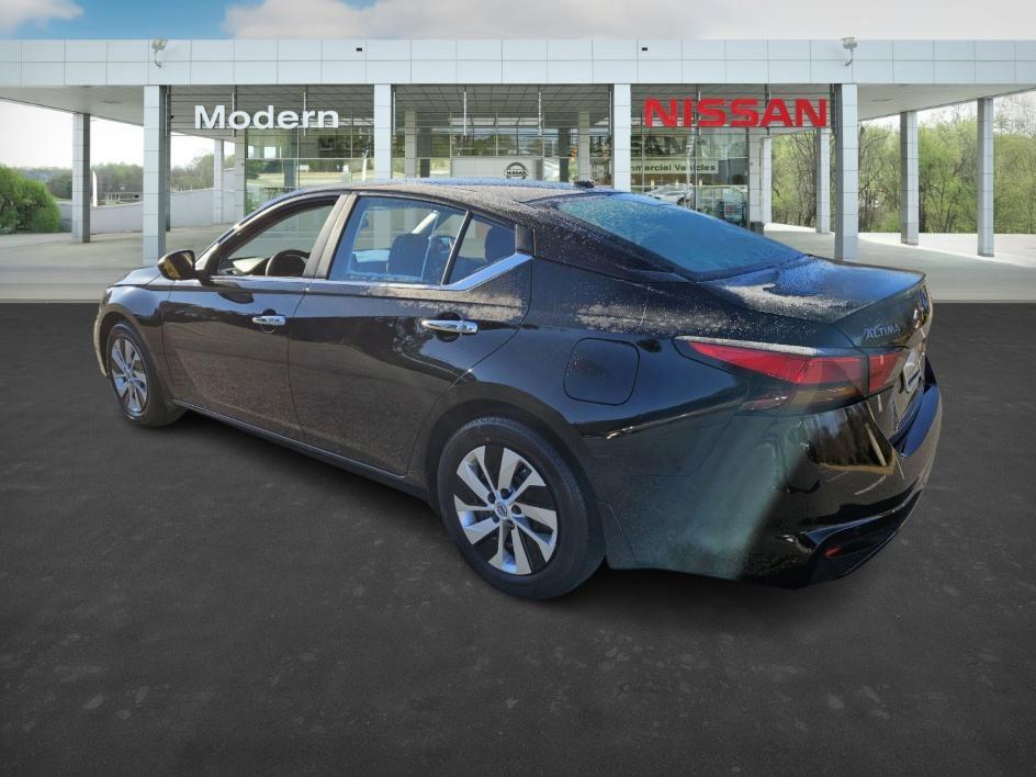 new 2025 Nissan Altima car, priced at $26,450