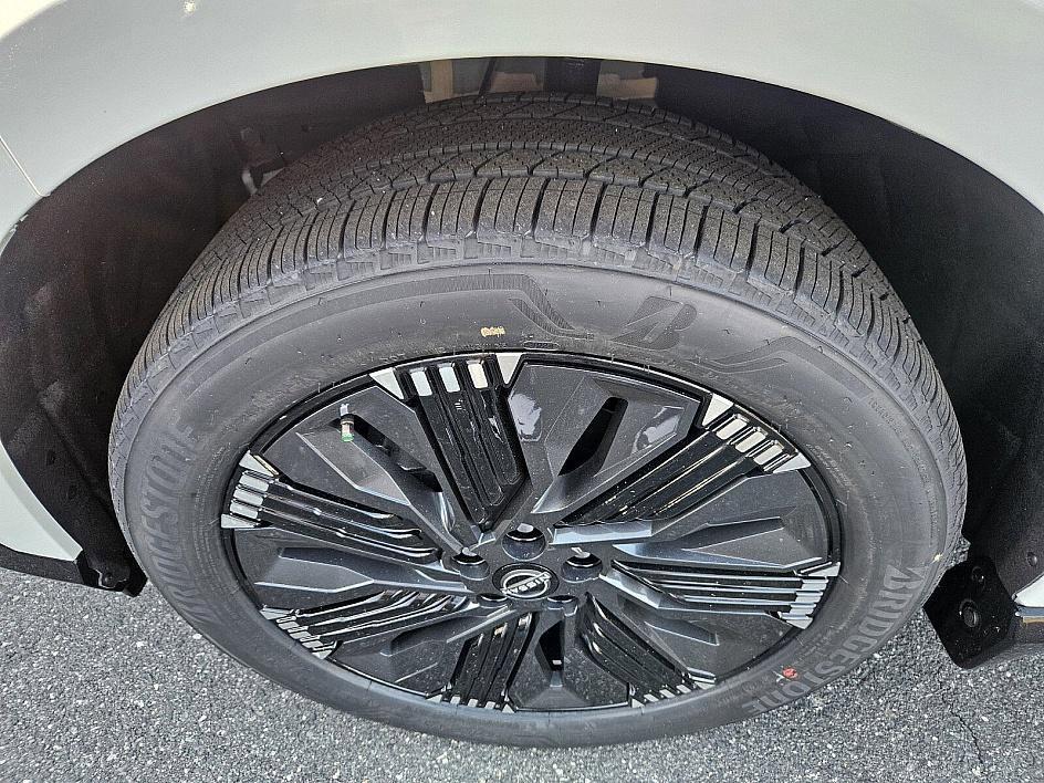 new 2025 Nissan Murano car, priced at $54,175